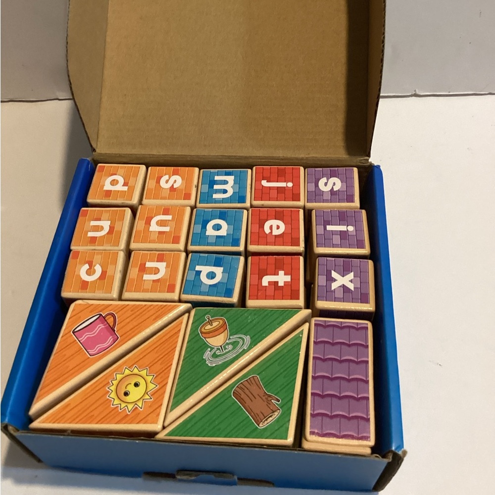 CVC Word Houses Learning Blocks - Picture 4 of 6